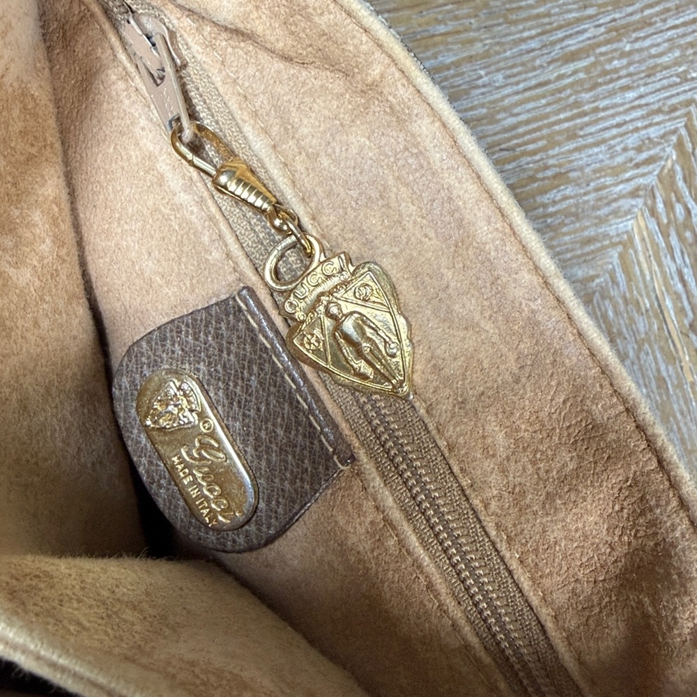 GUCCI Vintage Beige and Brown Crossbody Bag - Picture 12 of 15